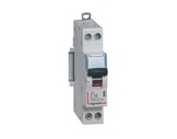 LEGRAND • Disjoncteur,P+N,C32A 6000A-